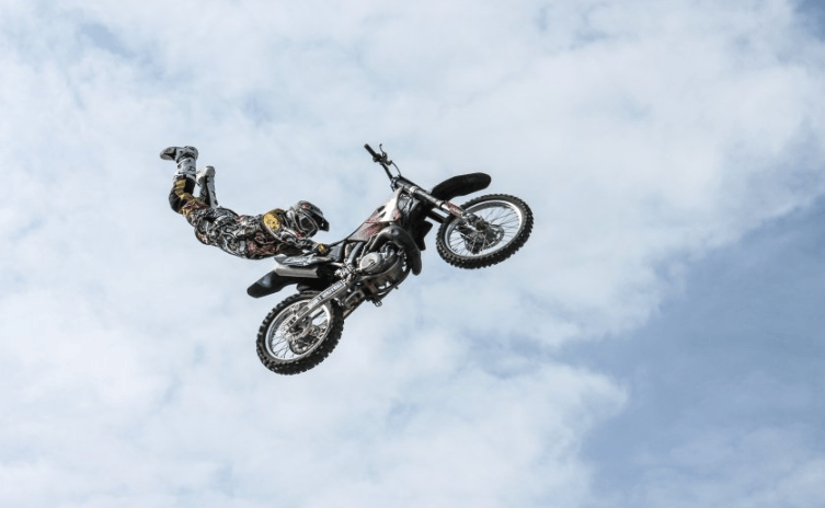 oppo现在跑手表返点多少？OPPO信息流广告如何做​？